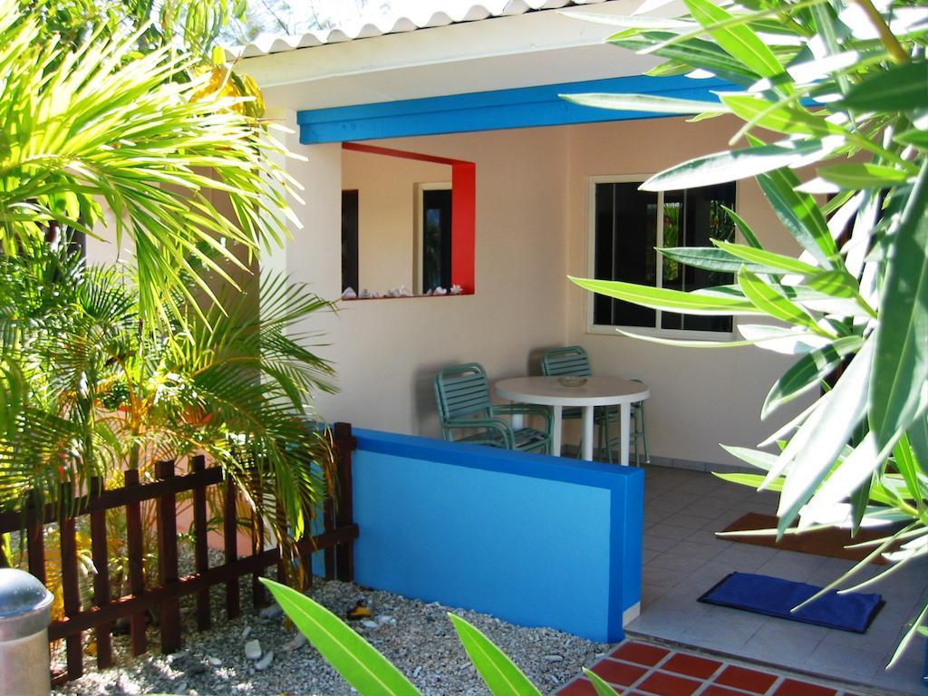 Happy Holiday Homes Kralendijk Exterior foto